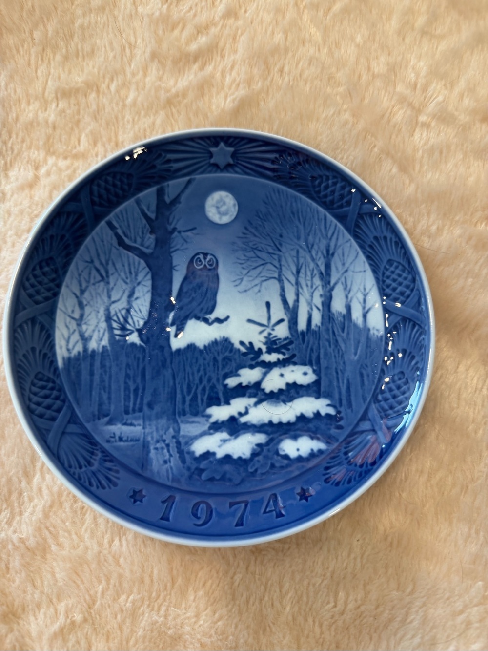 Royal Copenhagen Blue Owl 1974 Collector Plate
